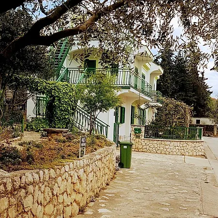 16759c Apartman Sveti Filip i Jakov