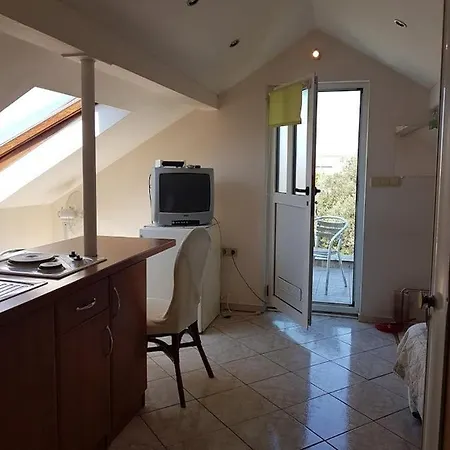 16759c Sveti Filip i Jakov